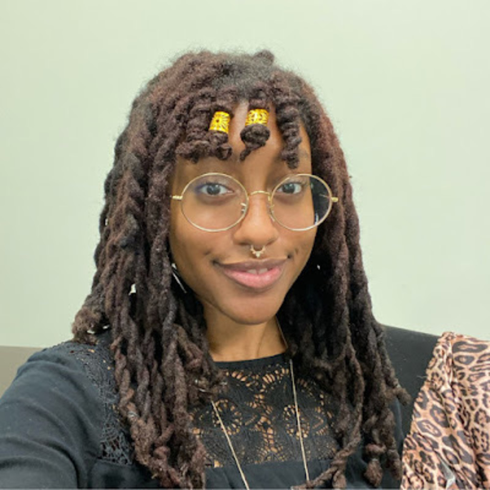 Meet your Posher, Shara